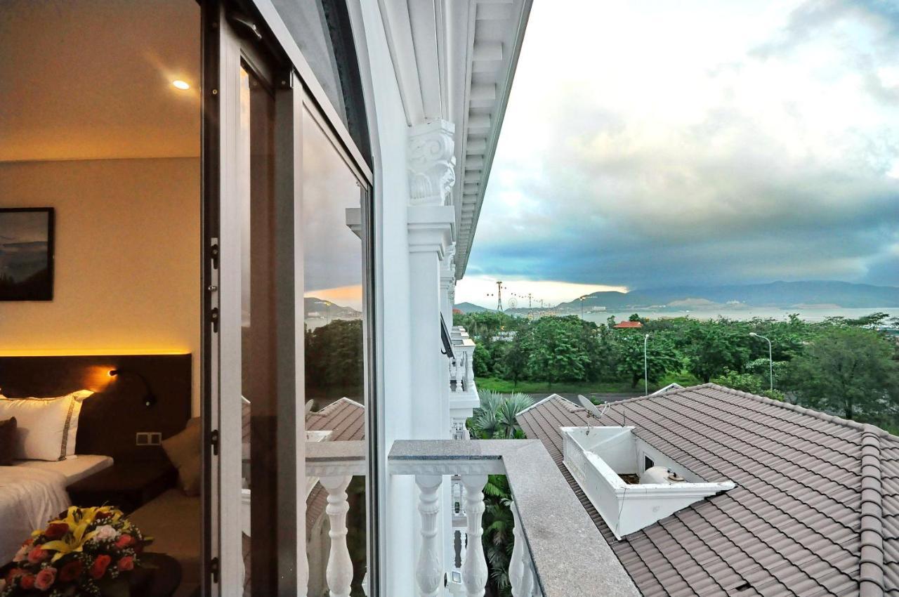 Crown Nguyen Hoang Hotel Nha Trang Buitenkant foto