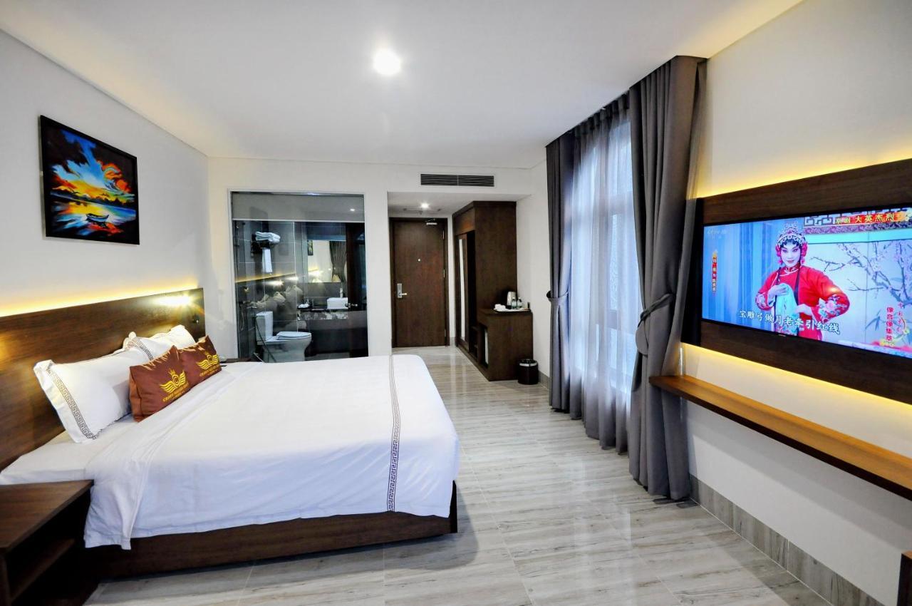 Crown Nguyen Hoang Hotel Nha Trang Buitenkant foto