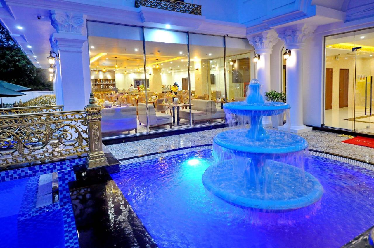 Crown Nguyen Hoang Hotel Nha Trang Buitenkant foto