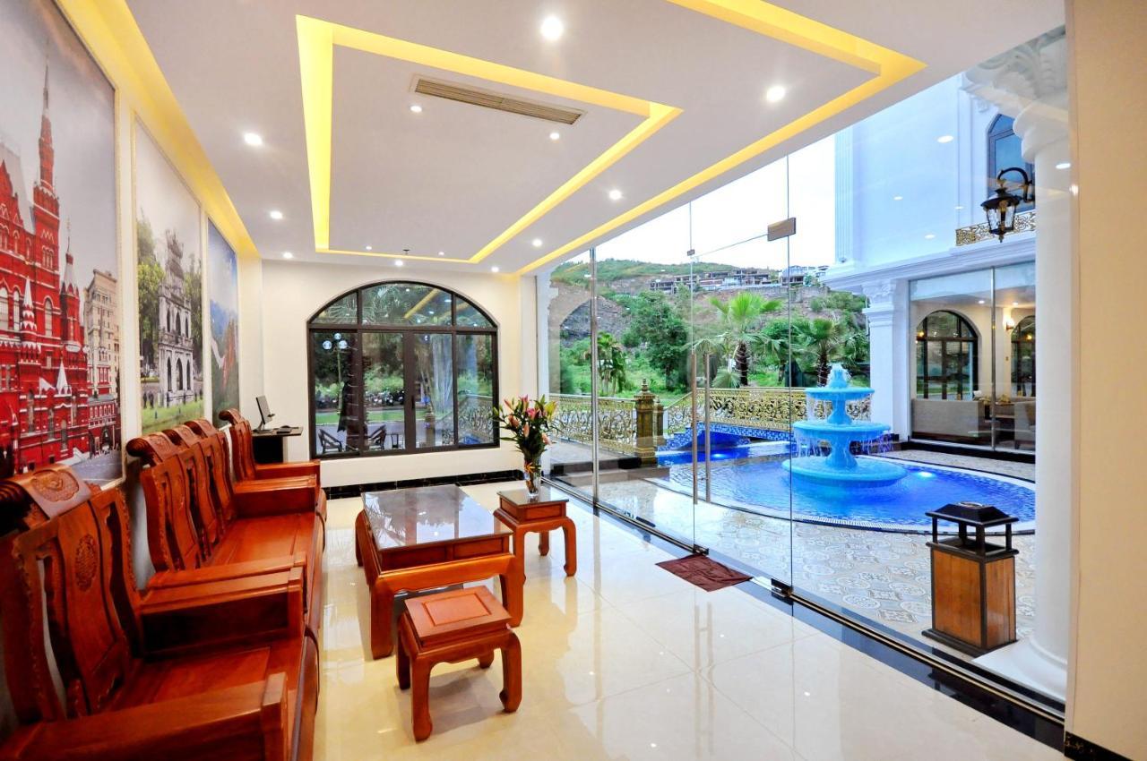 Crown Nguyen Hoang Hotel Nha Trang Buitenkant foto