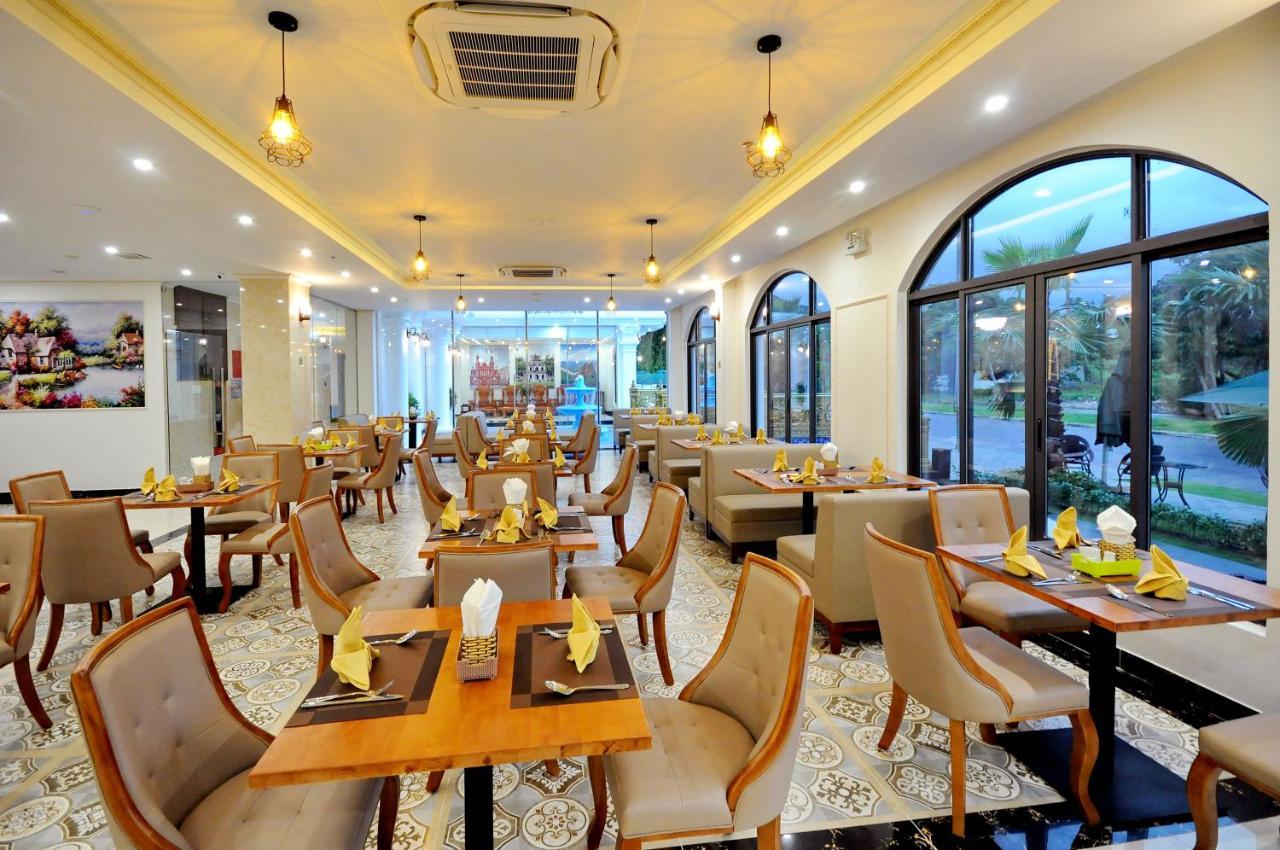 Crown Nguyen Hoang Hotel Nha Trang Buitenkant foto