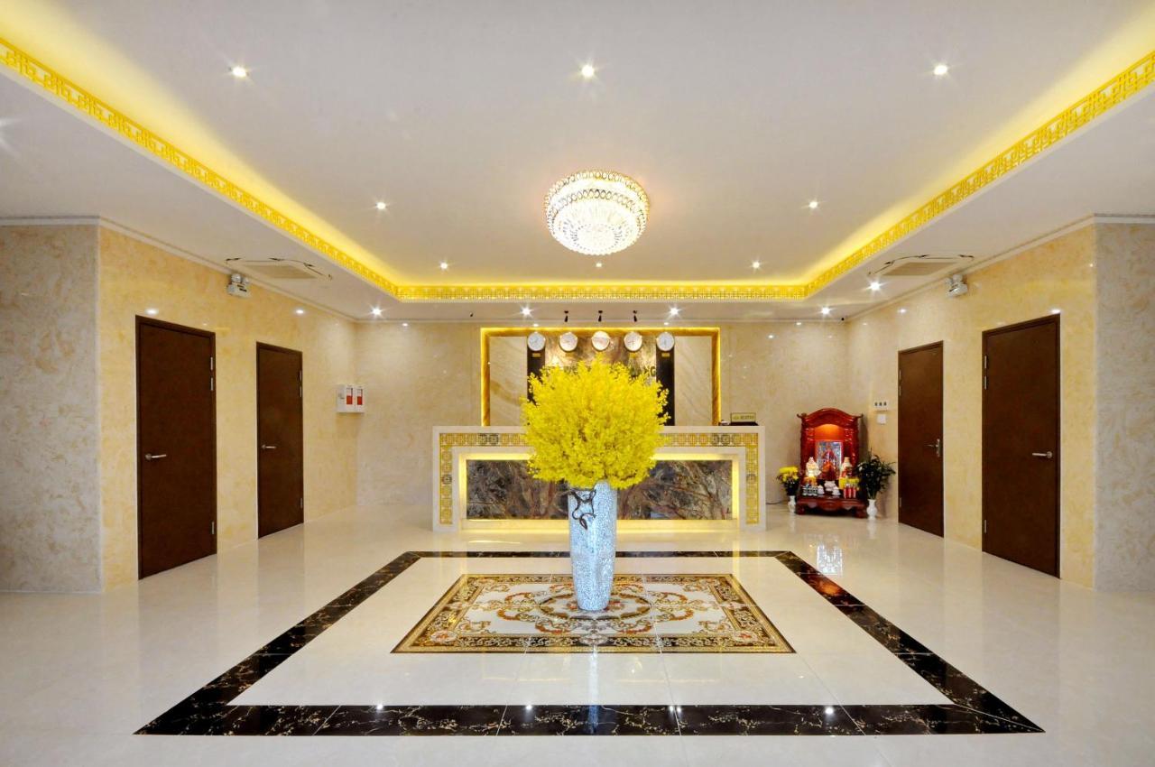 Crown Nguyen Hoang Hotel Nha Trang Buitenkant foto